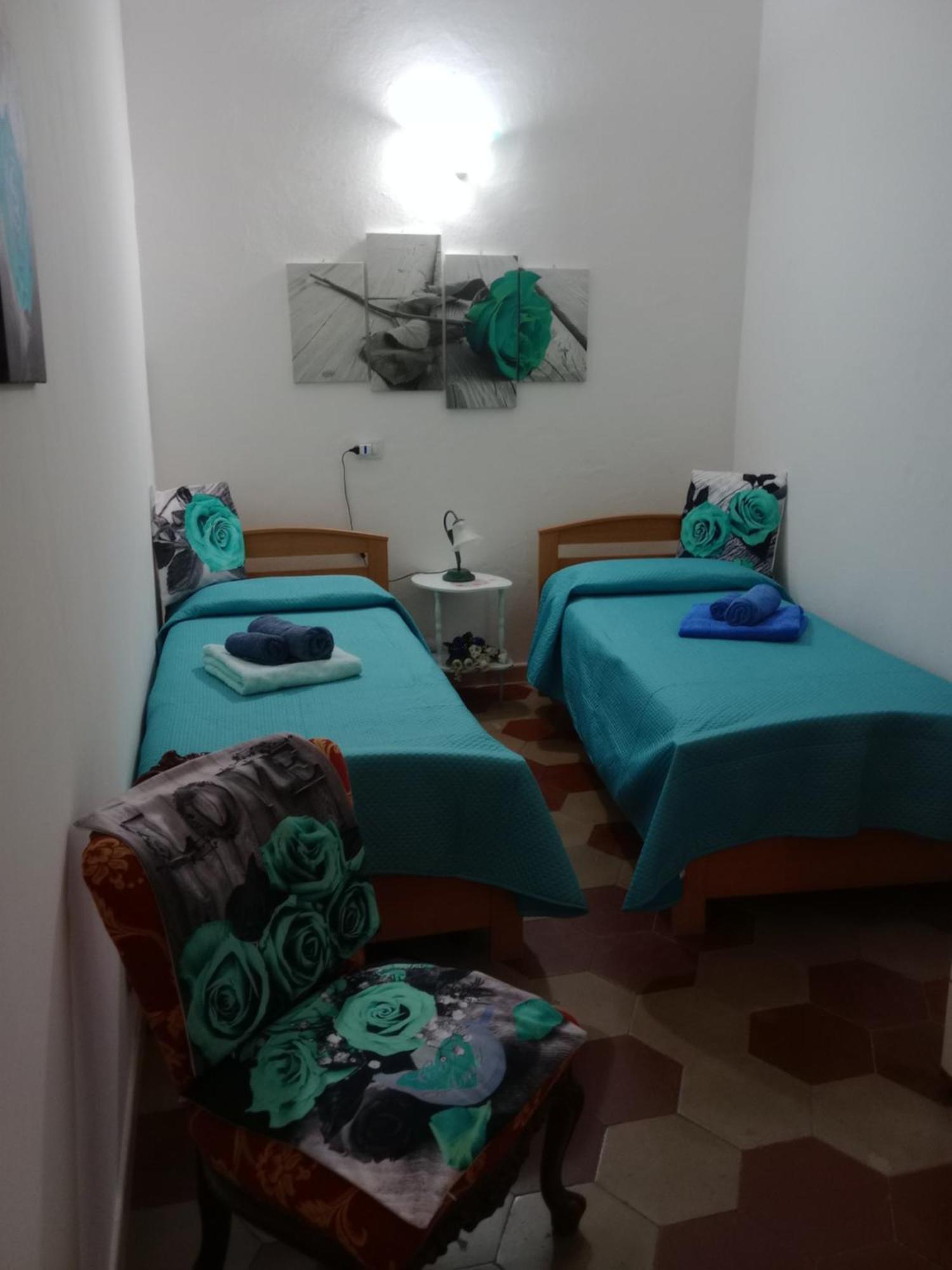 Appartamento Vacanze Le Rose Bosa Extérieur photo